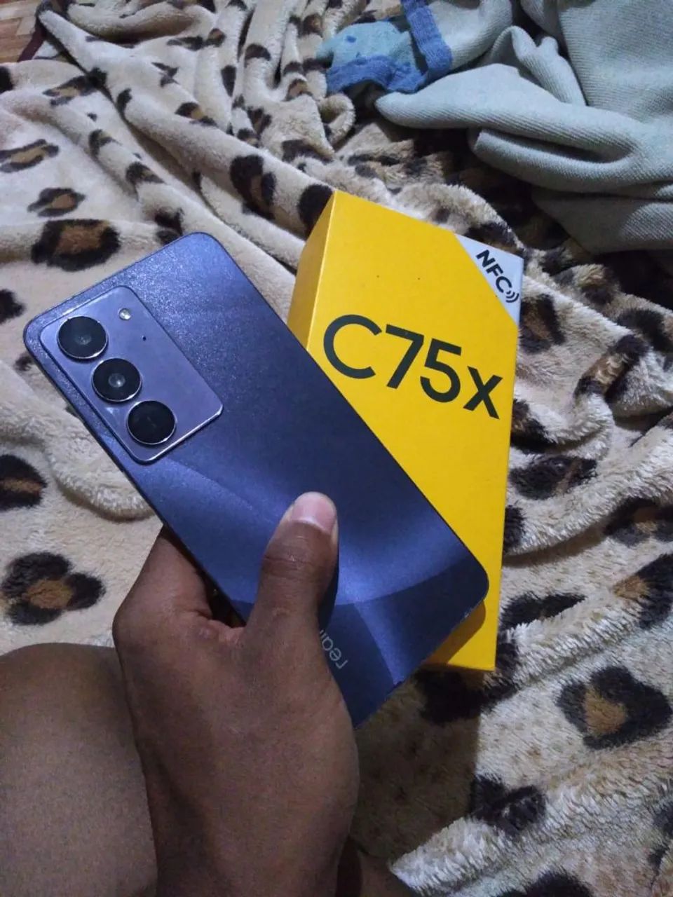 Realme c75x  - Foto 2