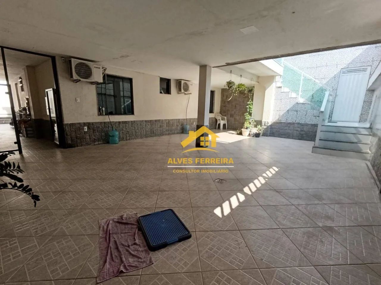 Casa com 4 quartos, piscina à venda por R$250.000,00 em Campo Grande, RJ. - Foto 2