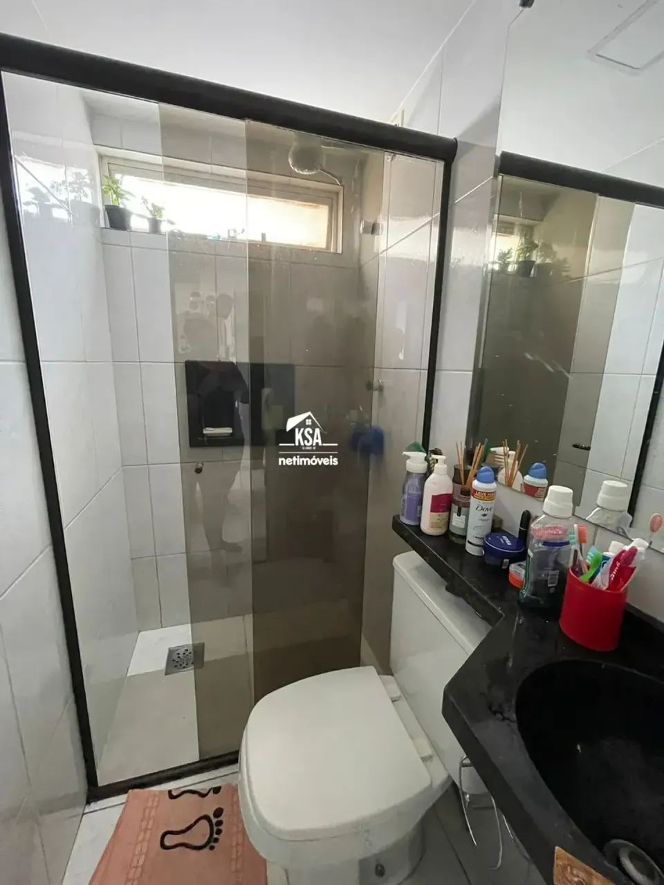 Apartamento 2 Quartos com Armários e Garagem  Localização Privilegiada!