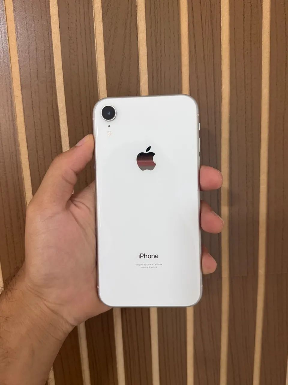 iPhone XR Branco 64GB