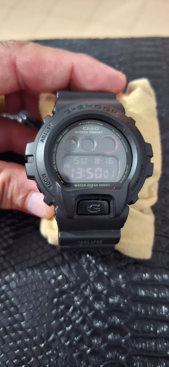 Casio G-Shock DW-6900U