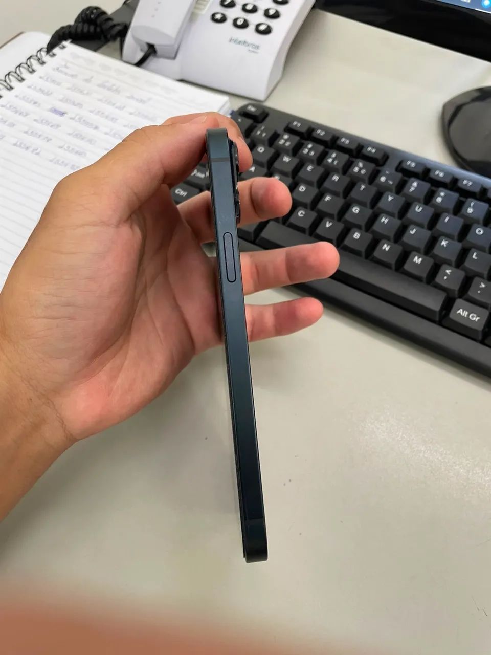 Troco IPhone 14 Plus por um modelo superior  - Foto 5
