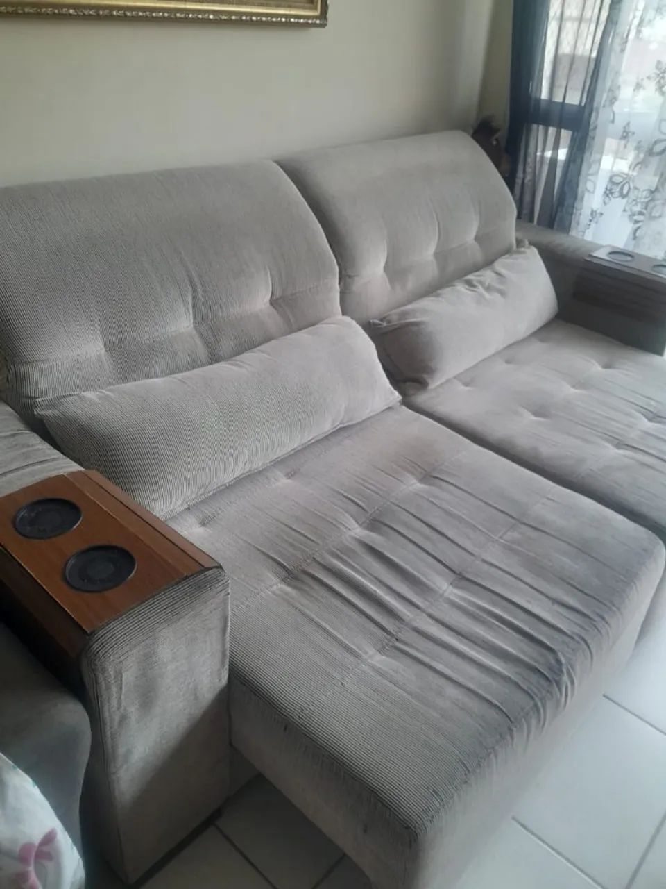 Sofá de três lugares retrátil e reclinável semi novo  - Foto 3