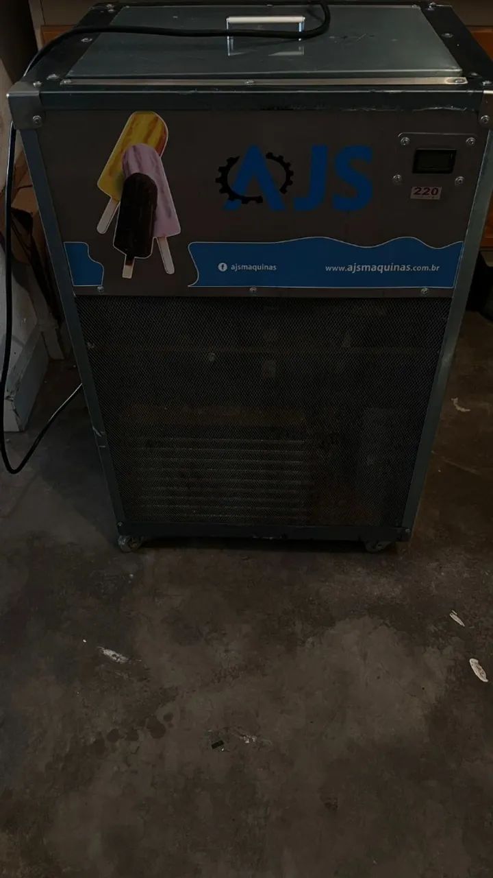 Máquina de picolé 