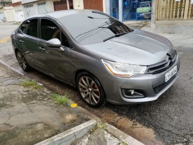 Citroën C4 C4 LOUNGE Tendance 2.0 Flex 4p Mec. 2015