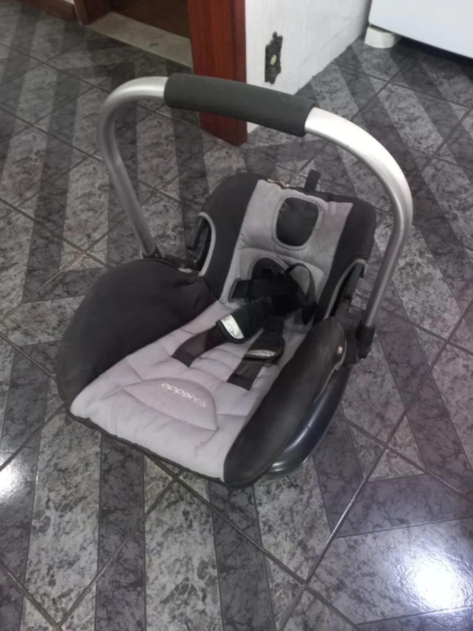 Bebê conforto com base Kiddo Caracol - Foto 2
