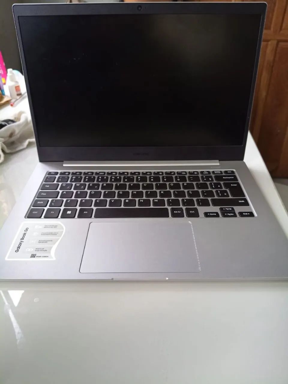 Notebook novo ,3 meses de uso 