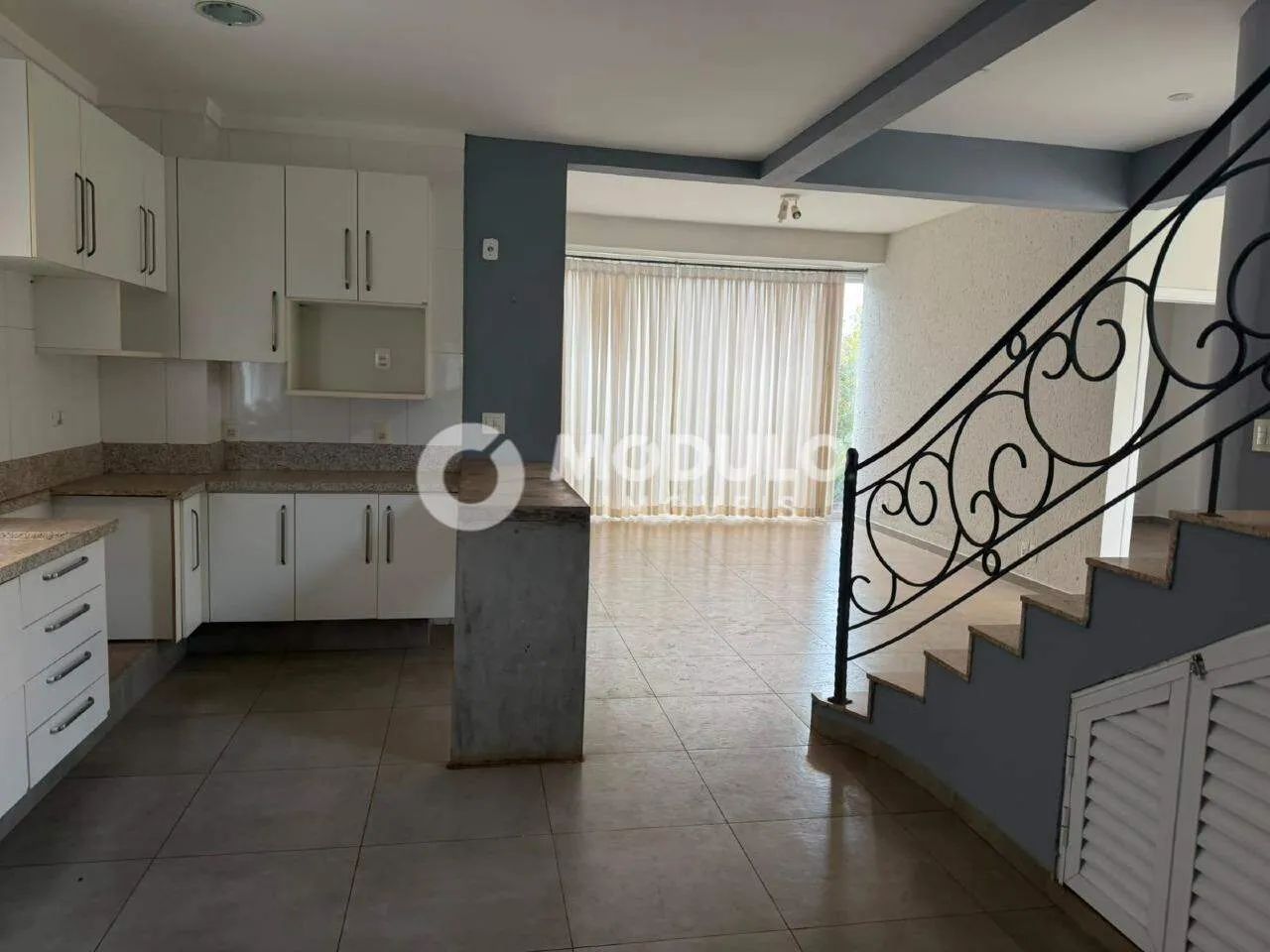 Casa em condomínio