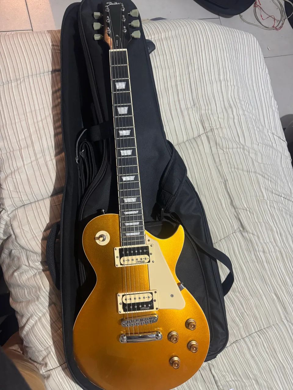 Guitarra modelo Lês Paul da Shelter - Foto 4