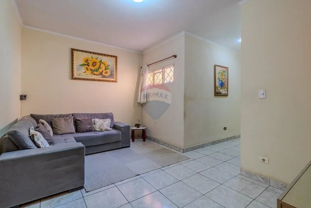 Ótima casa no Jardim Floridiana de 3 Quartos com Suíte! - Foto 5