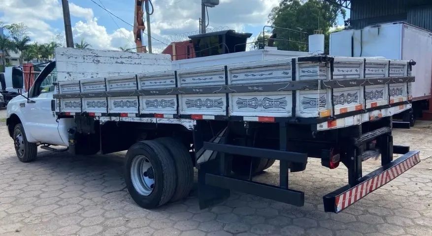 F4000 2018 Carroceria.  - Foto 3