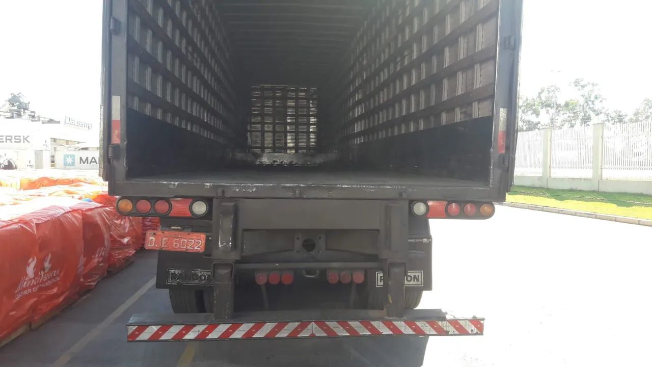 Carreta rodofort 2005 30 paletes sem pneus aceita troca  - Foto 4