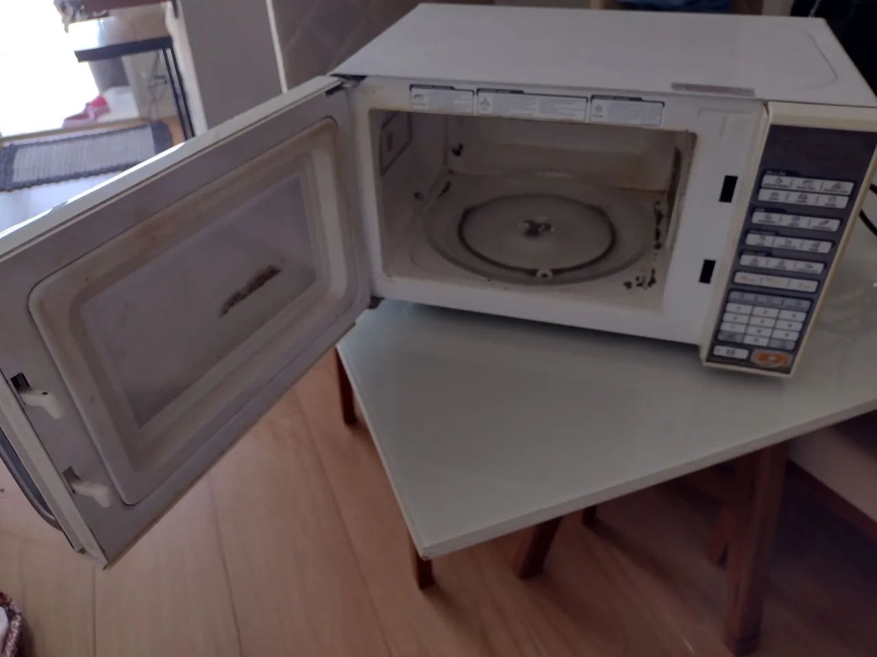Microondas Midea em ótimo Estado, funcionando perfeitamente  - Foto 2