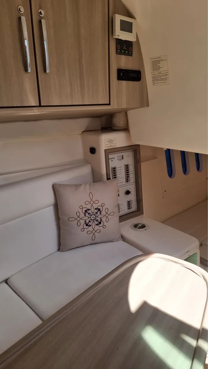 Lancha Phantom 360 oportunidade! - Foto 6