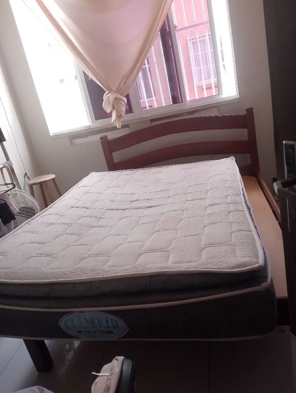CAMA DE MADEIRA COM COLCHÃO  - Foto 5