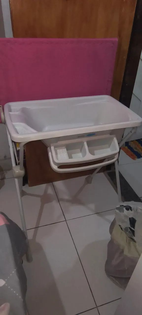 Banheira para bebê  com trocador  - Foto 2