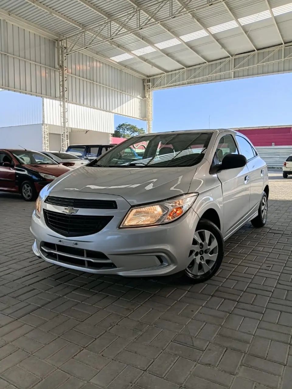 Chevrolet Onix 2016