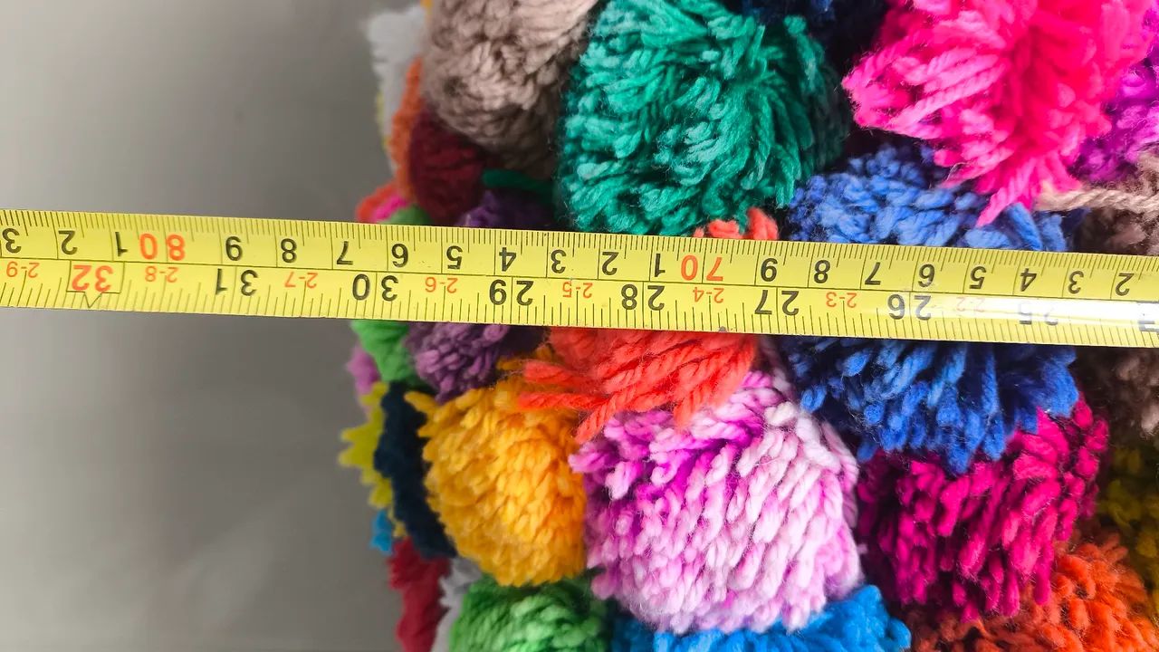 Pufe de pompom - Foto 3