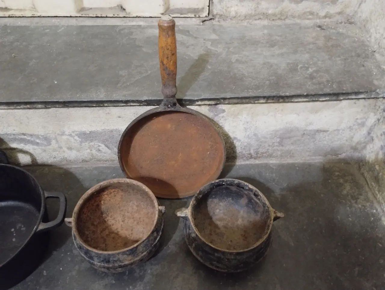 Antigas Panelas de Ferro. - Foto 4