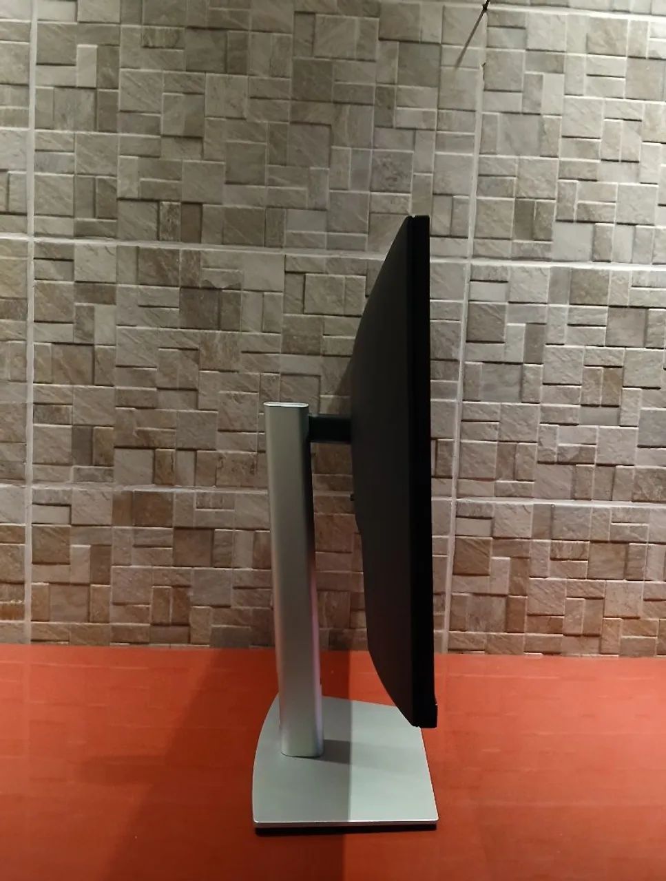 Monitor Dell de 24" P2422HE  - Foto 2