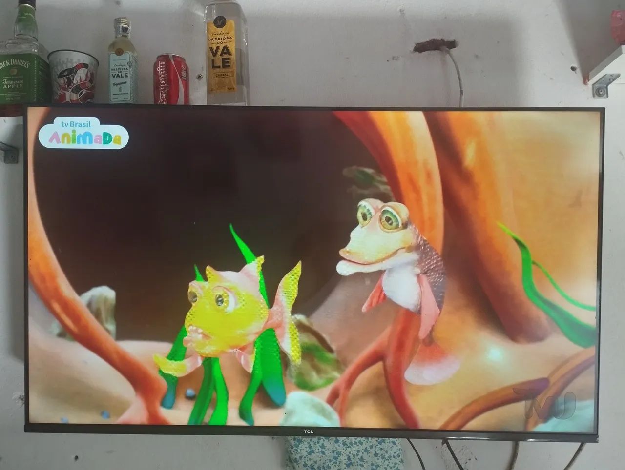 Tv TCL Android de 43 polegadas semi nova completa com bluetooth  - Foto 5