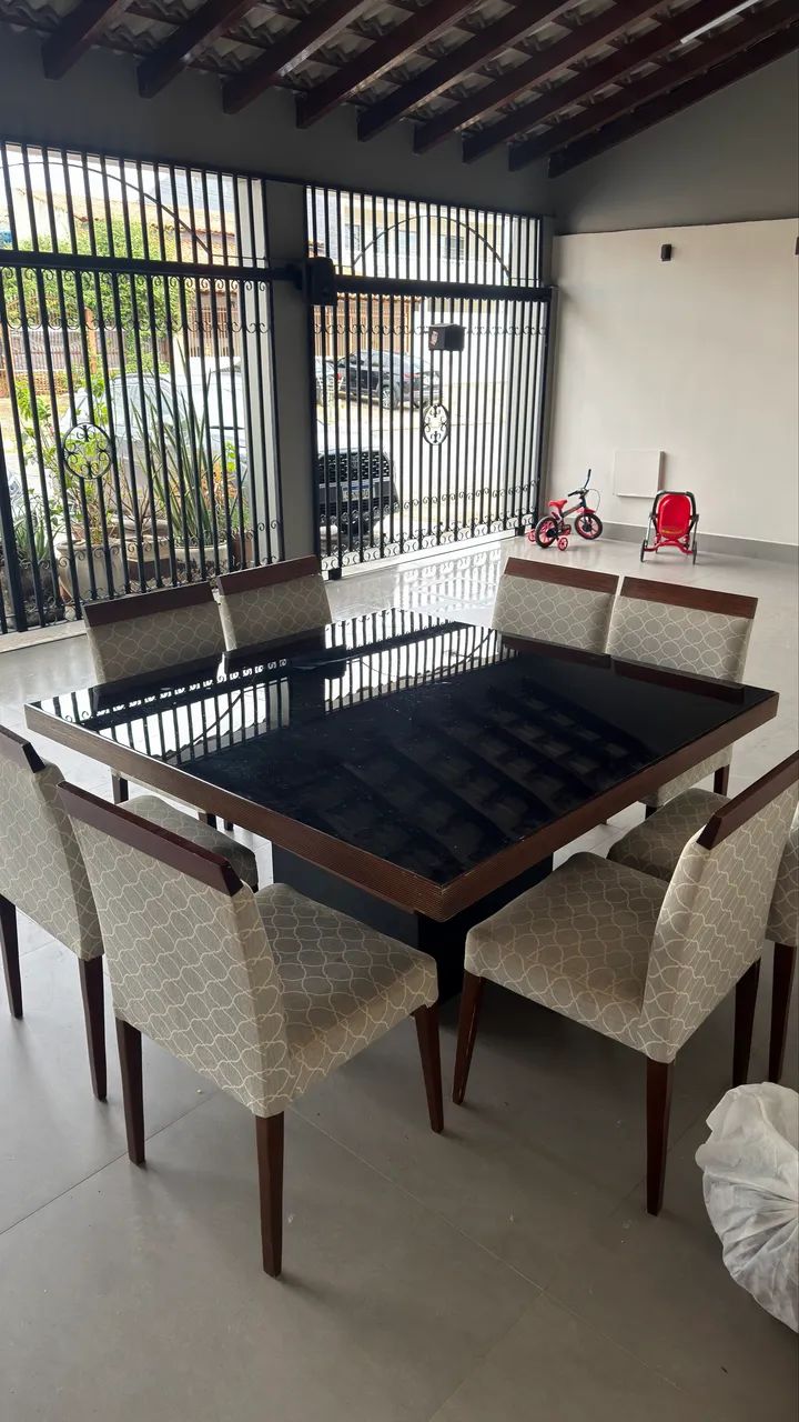 Mesa de 8 lugares com cadeiras  - Foto 4