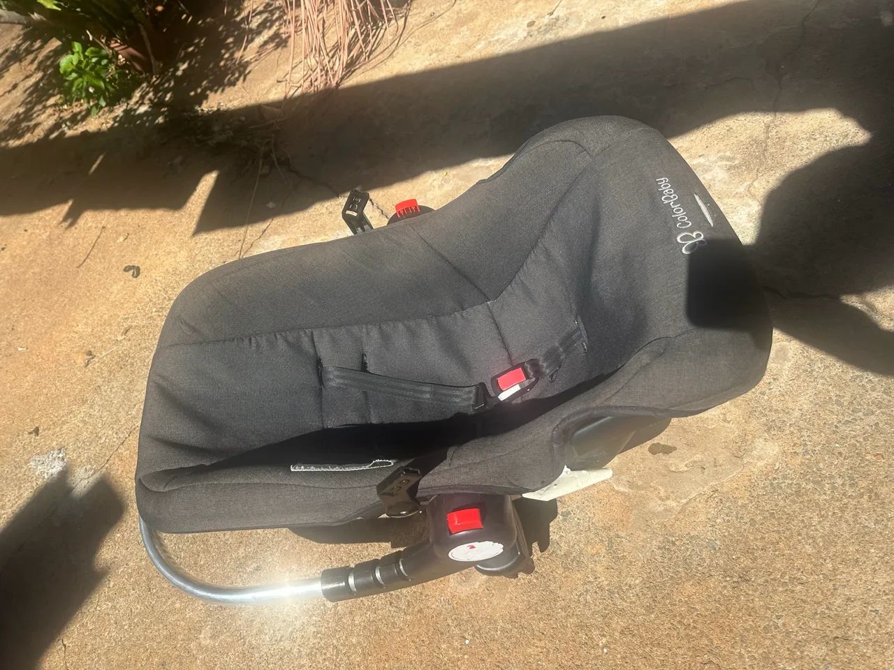 Carrinho de bebê e bebê conforto  - Foto 4