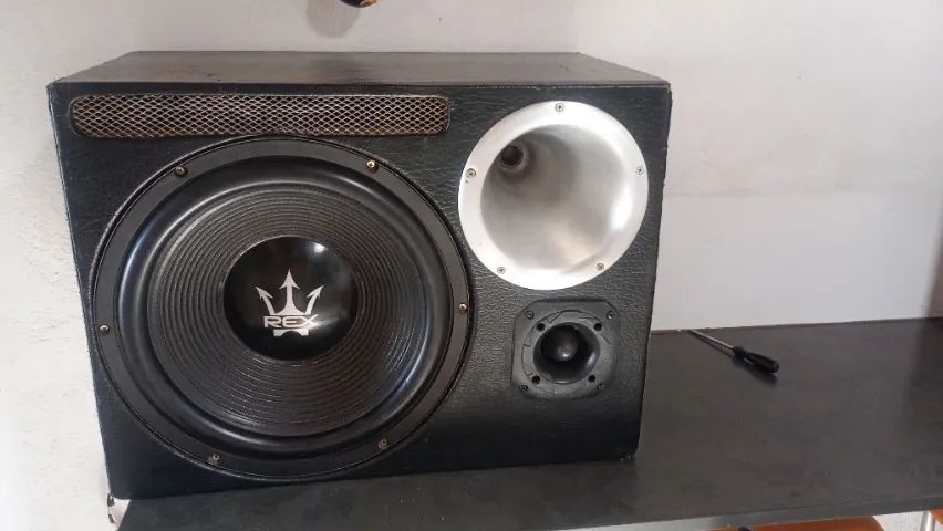 Caixa de som automotivo!