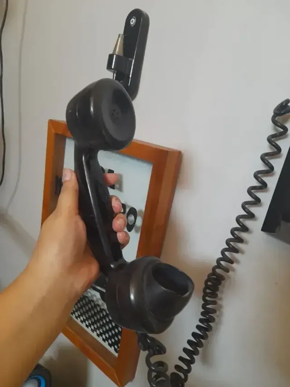 Telefone antigo Erickson de parede-Relíquia!!!   - Foto 3