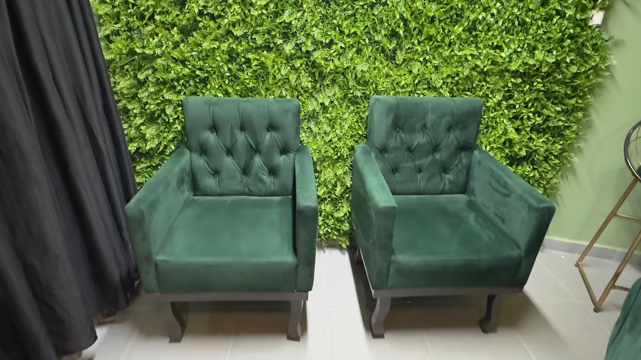 Conjunto 3 peças para sala ou recepção (2 poltronas e1 Chaise)