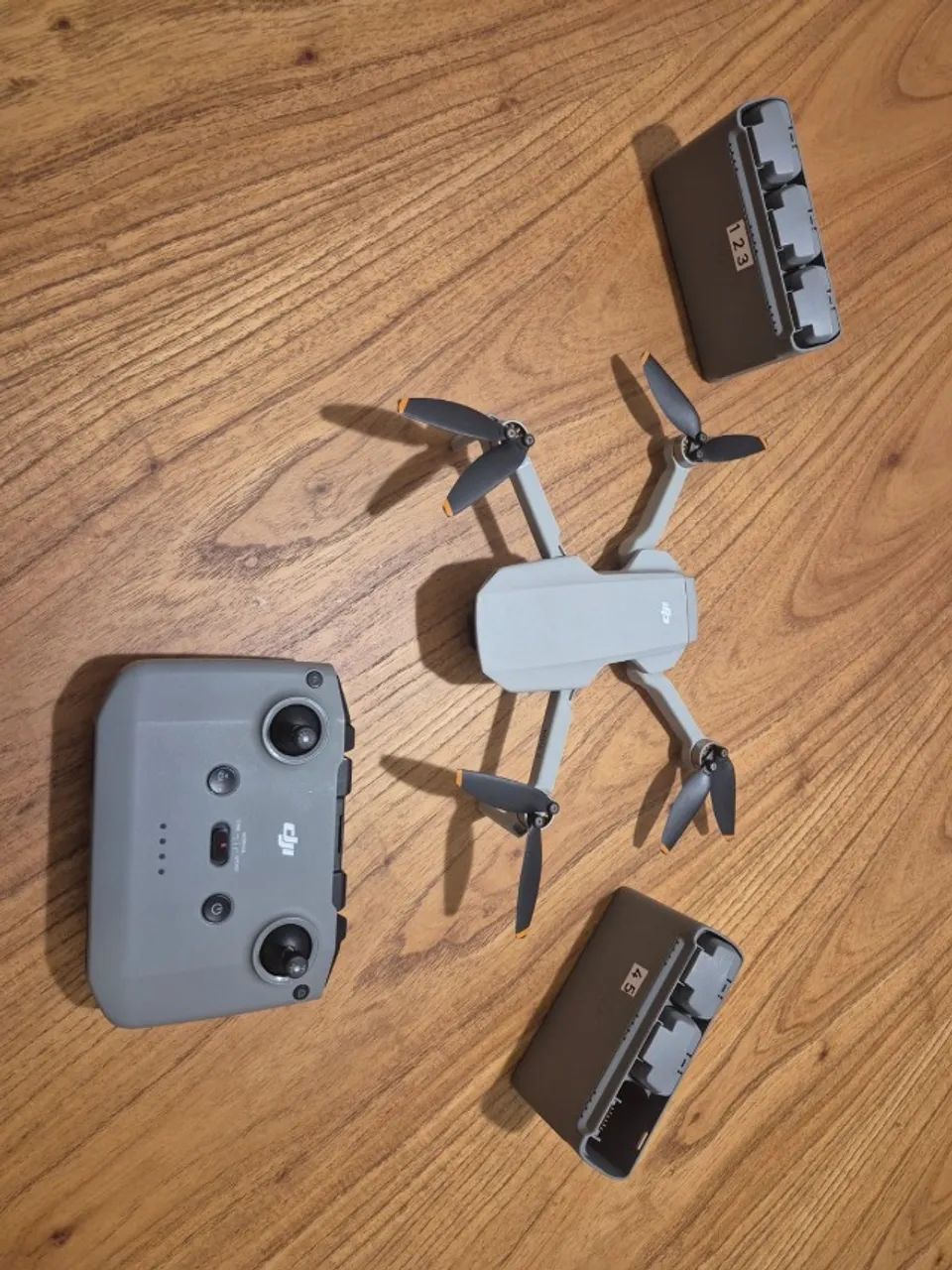 Drone DJI Mini 2 Fly More Combo (5 Baterias e Bolsa) - Foto 2