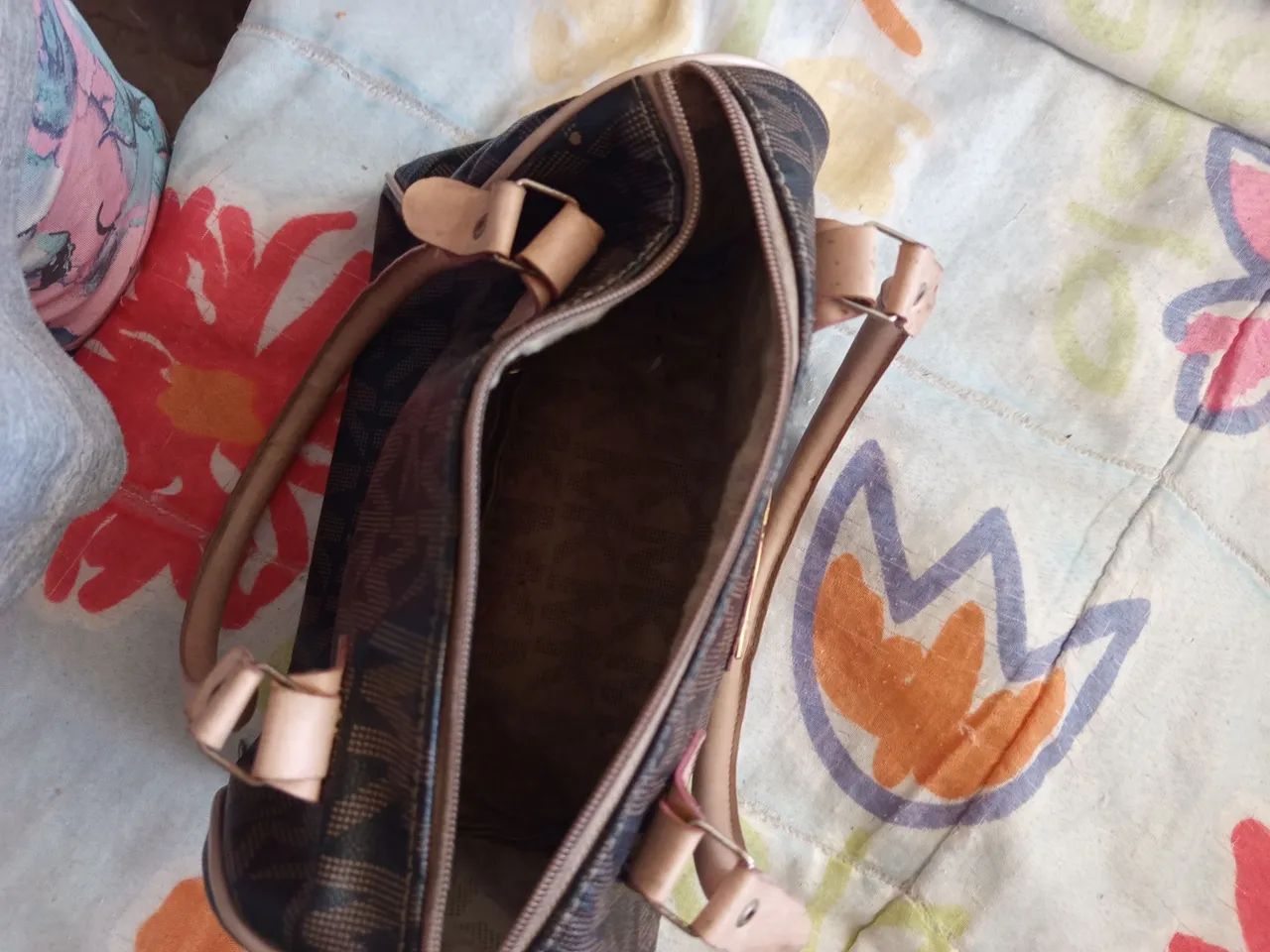 Bolsas feminina linda R$40 - Foto 3