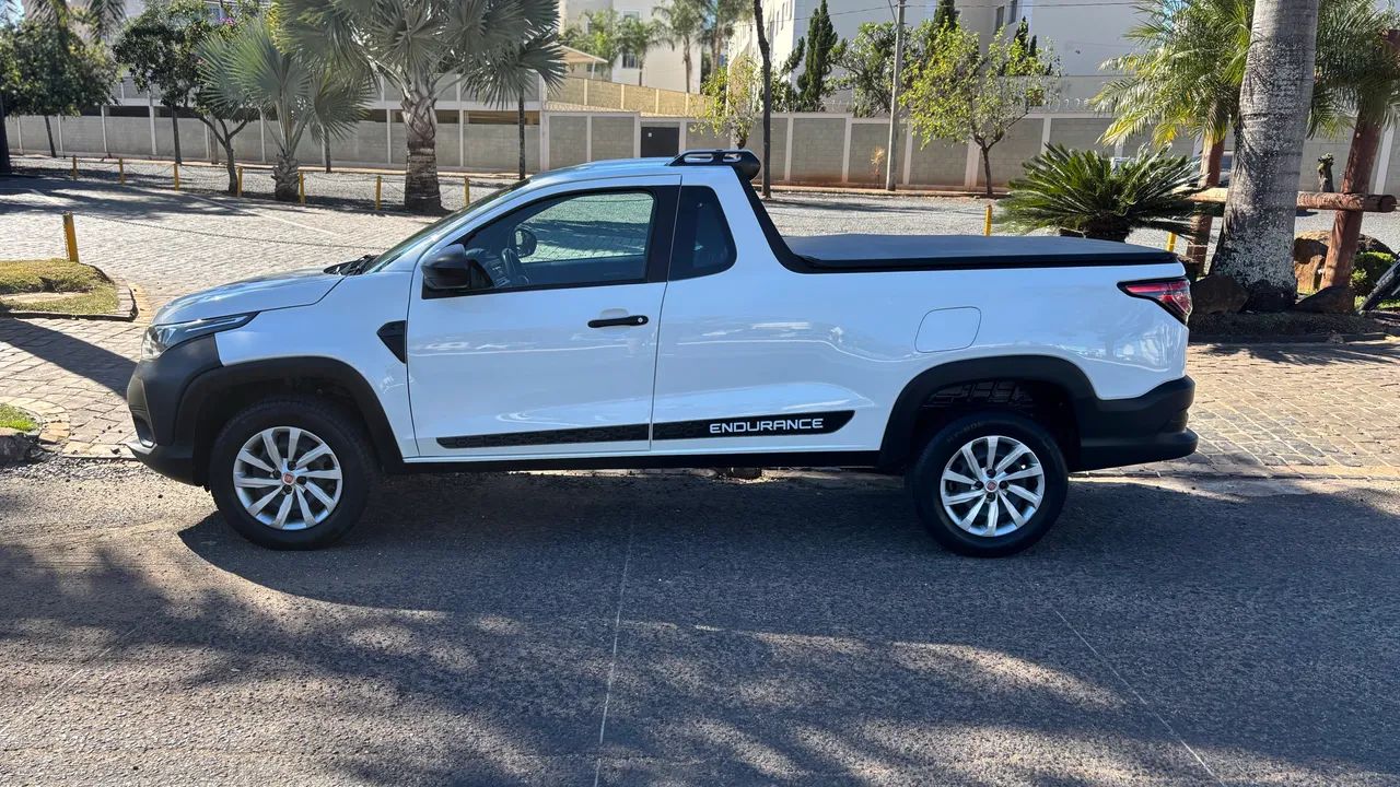 Fiat Strada Endurance 1.4 Flex 8V CS Plus 2022 - Foto 3