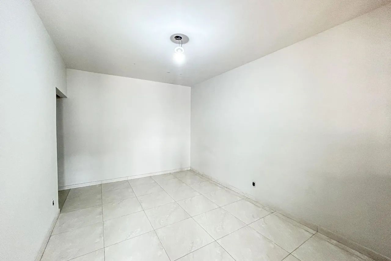 Casa à Venda - Alípio de Melo, 2 Quartos, 250 m2 - Foto 2