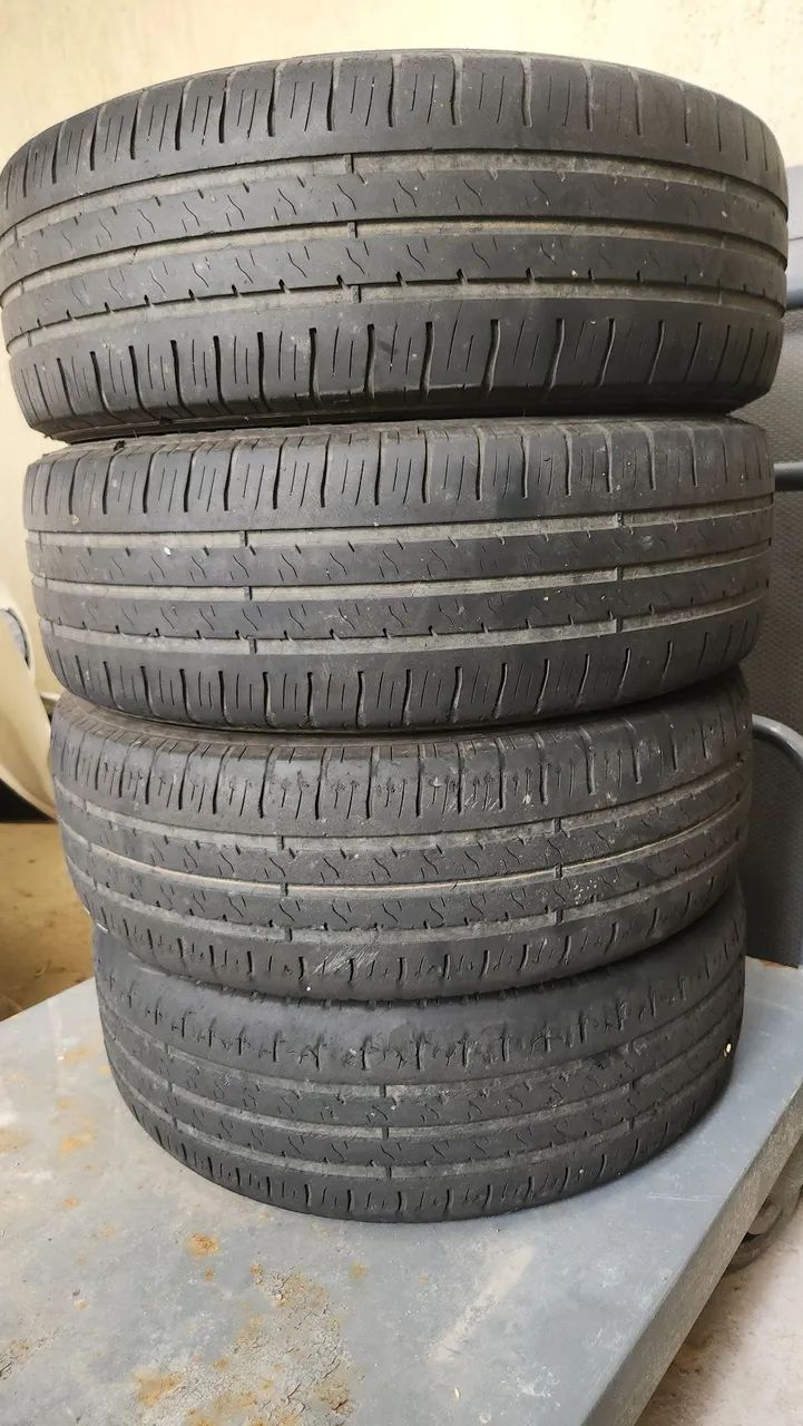 4 Pneus175/65/14