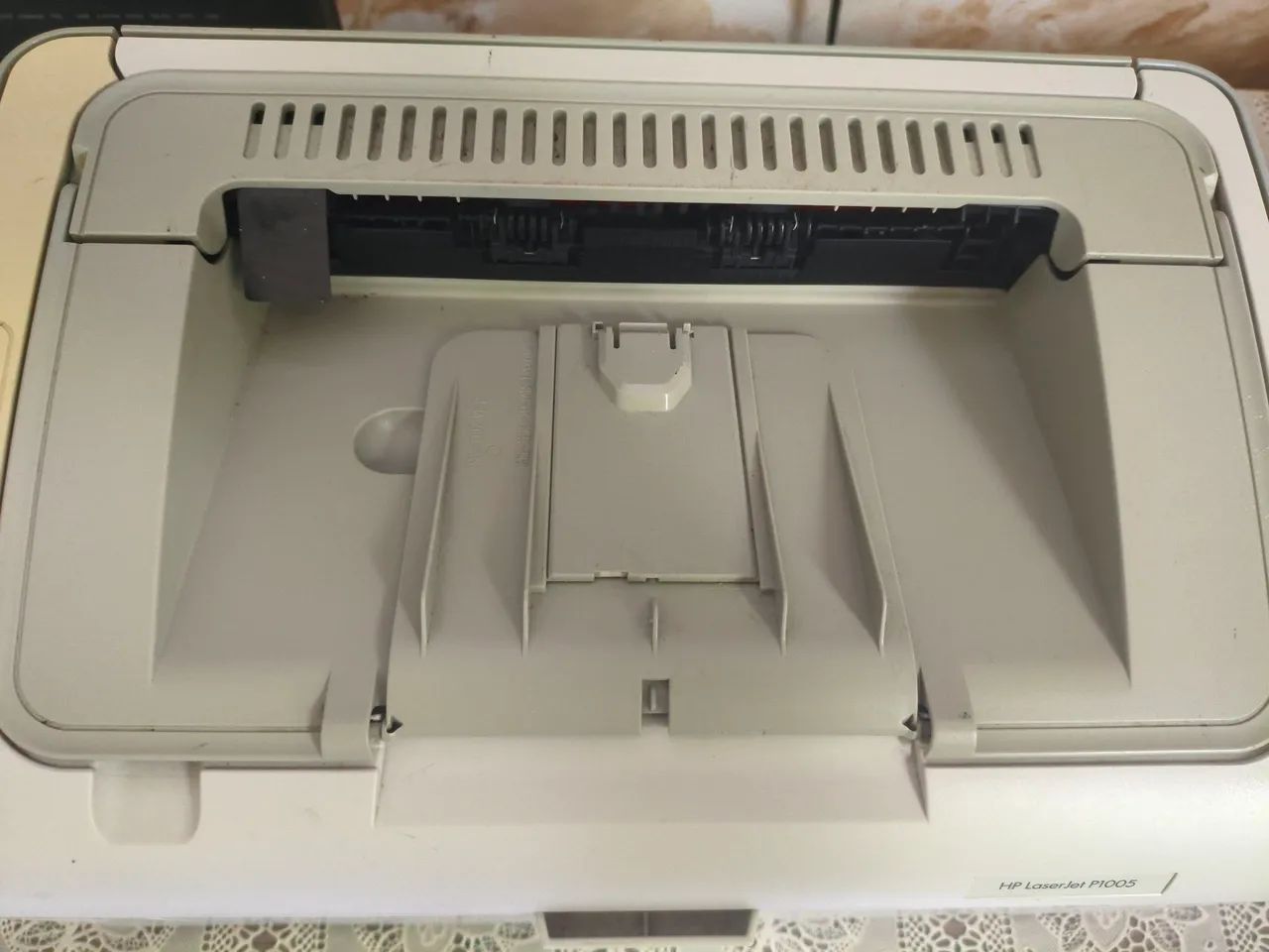 Impressora HP LaserJet P1005 - Foto 2