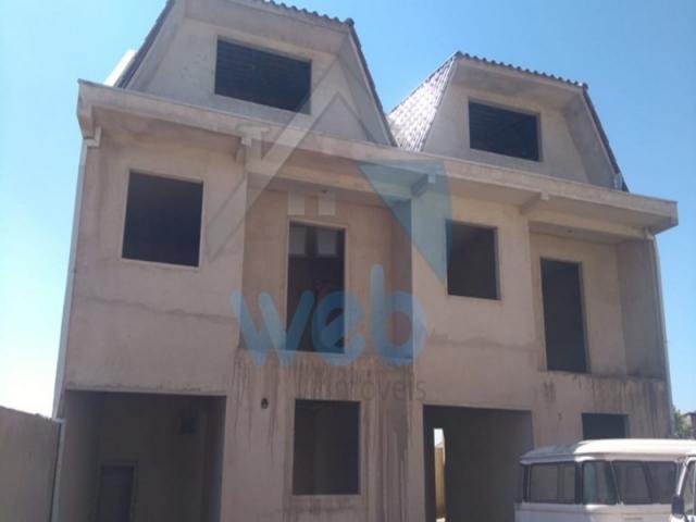 Sobrado estilo triplex no bairro pinheirinho, bem localizado, podendo ser financiado, prev - Foto 2