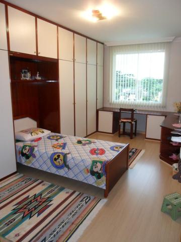 Excelente Sobrado com amplo quintal e piscina - Jd. das Américas / Uberaba - REF. S260 - Foto 10