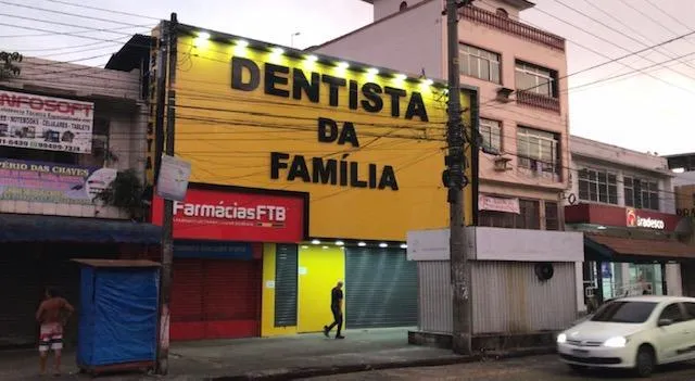 Vagas para Dentistas e Protéticos