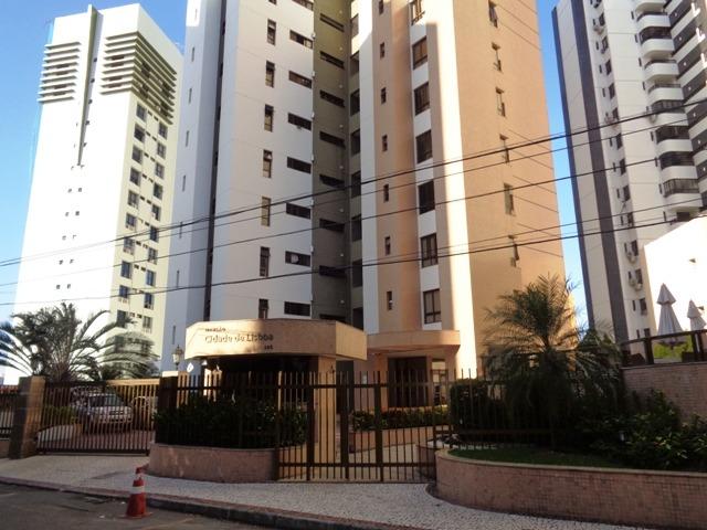 COD 672 - 4/4 Com Armários, Vagas de Garagem e Infraestrutura No Itaigara