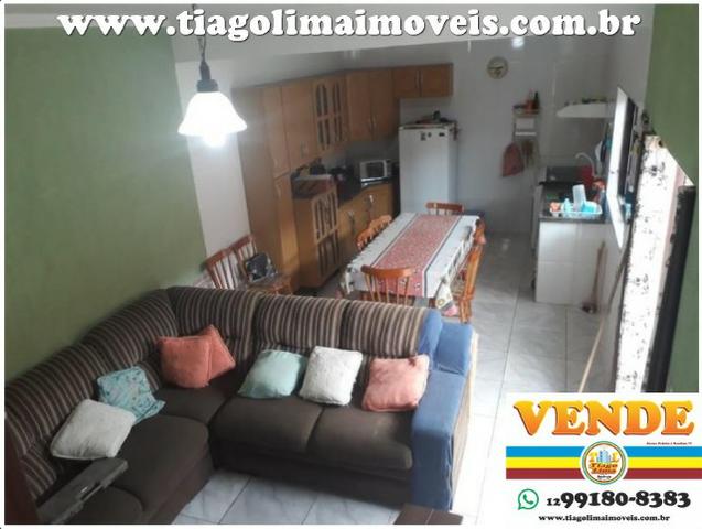 Sobrado com 03 Dormitórios || Suíte || Móveis Planejados || Caraguatatuba || 140 Mil