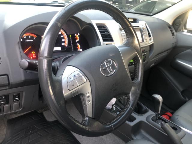 Hilux srv automático 3.0 diesel ano 2013 - Foto 20