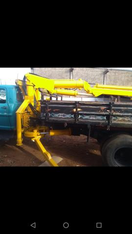 Caminhão ford 600 com munck operacional - Foto 3