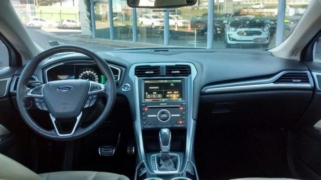 FORD FUSION TITANIUM PLUS AWD 2.0 16V GTDI AT Branco 2015/2016 - Foto 6