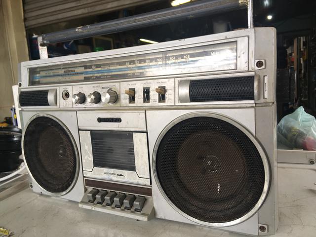 Boombox Sanyo M9830K - Foto 2