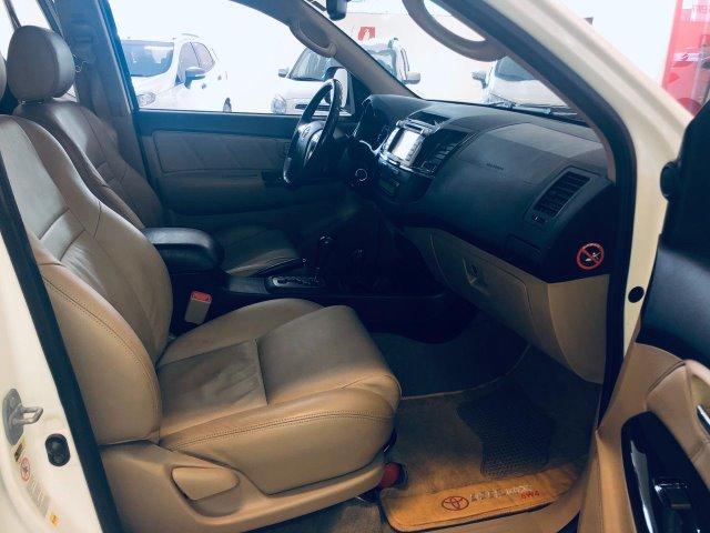 Hilux SW4 Diesel 3.0 - 4x4 7 lugares Completa - Foto 7