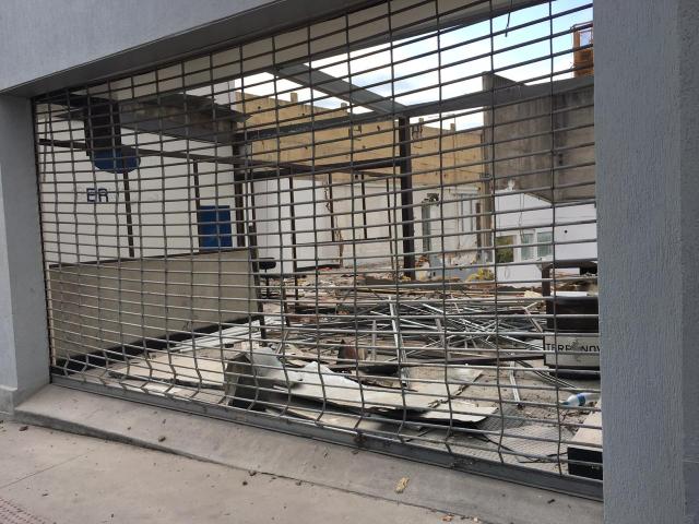 Portas elétricas em perfeito estado!!!! - Foto 3