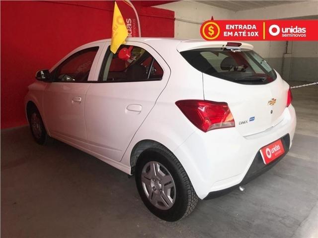 Onix LT 2018/2018 branco Completo Financia sem entrada pra Uber 15 mil kms - Foto 5