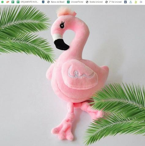 Chaveiro Flamingo Miniatura Pelúcia Pássaro Meninas Jardim - Foto 4