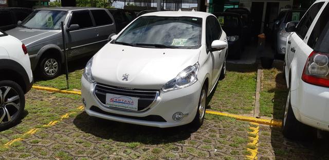 Peugeot 208 Active Pack 2014 1.5 Único Dono